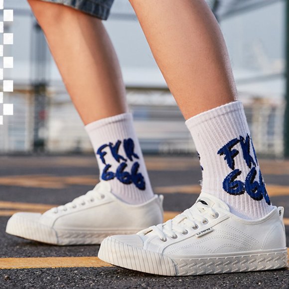 canvas shoe